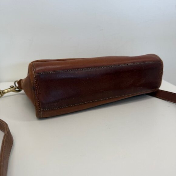 COACH VINTAGE BAG #5047 PRE OWN  BROWN COLOR - Picture 6 of 9